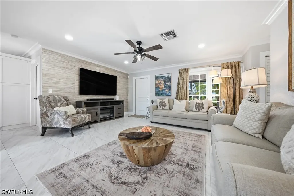 813 N Barfield Drive Marco Island FL 34145