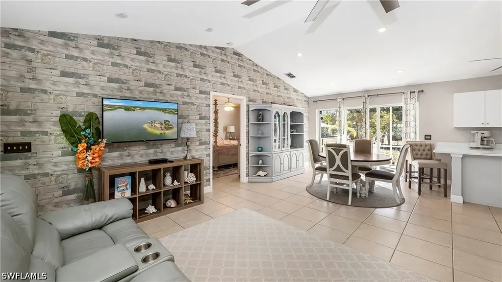 3340 2nd Avenue SE Naples FL 34117