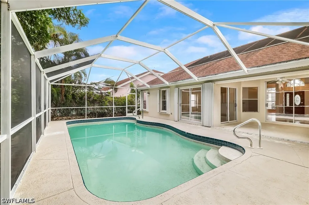 2053 E Crown Pointe Boulevard Naples FL 34112