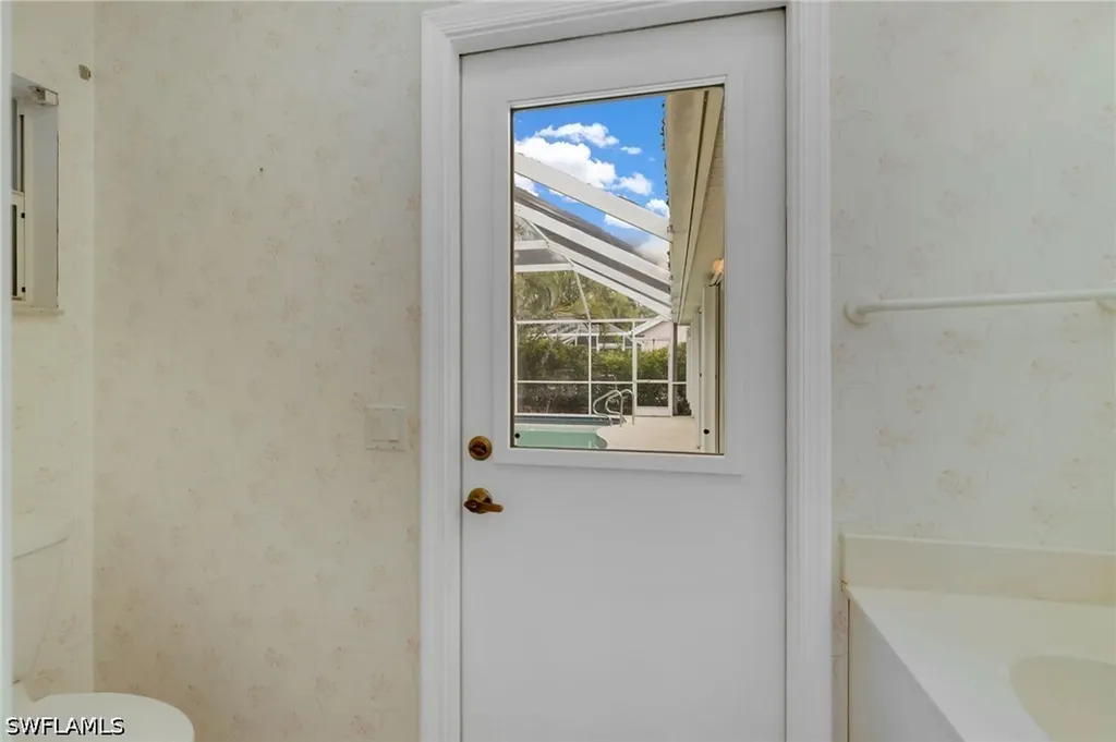 2053 E Crown Pointe Boulevard Naples FL 34112