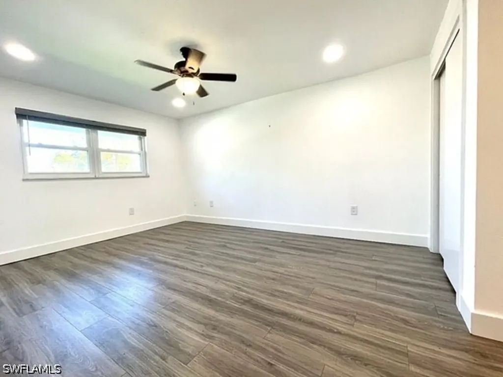 200 Valley Stream Drive Naples FL 34113