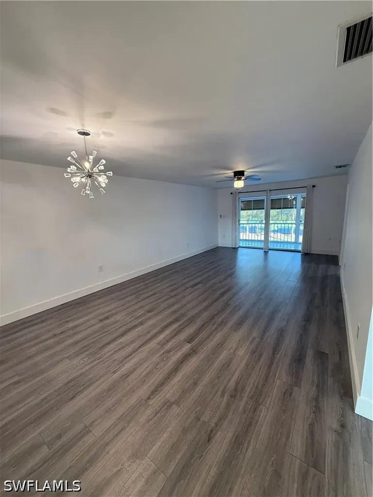 200 Valley Stream Drive Naples FL 34113