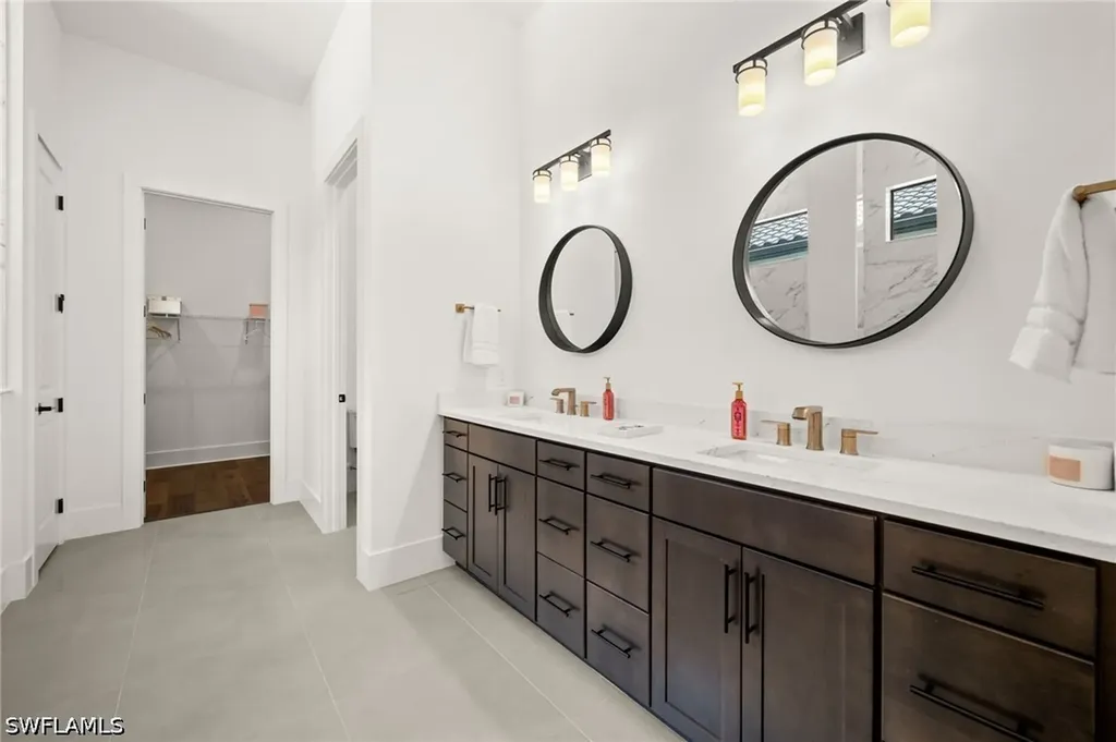 16201 Verilyn Circle Naples FL 34110