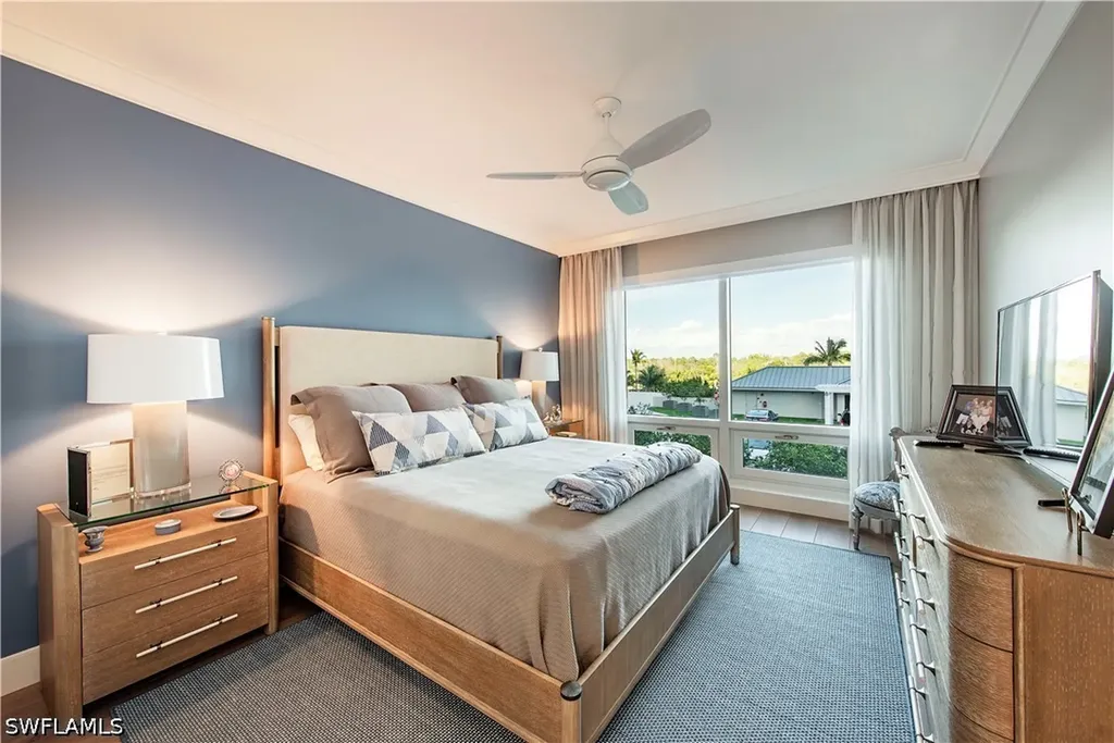 13915 Old Coast Road Naples FL 34110