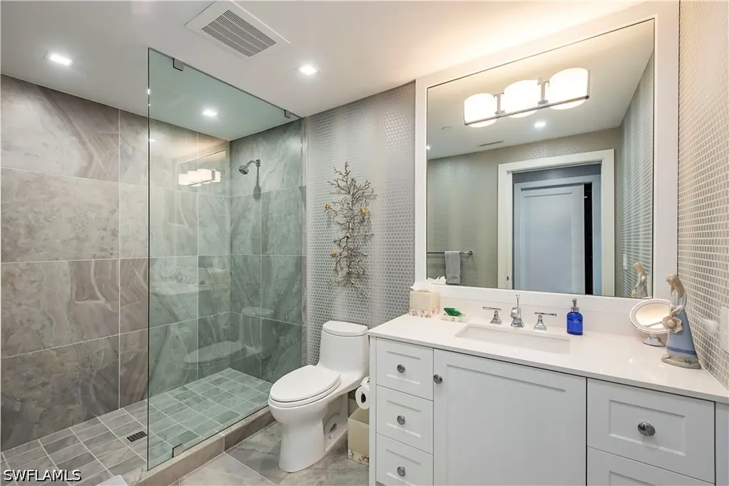 13915 Old Coast Road Naples FL 34110