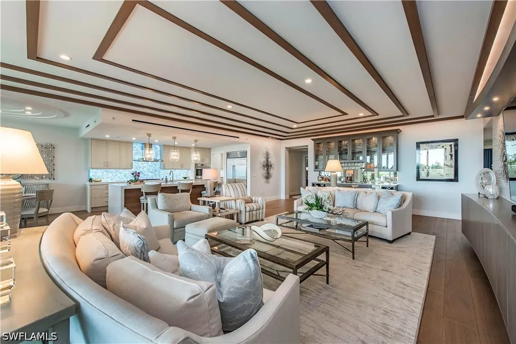 13915 Old Coast Road Naples FL 34110