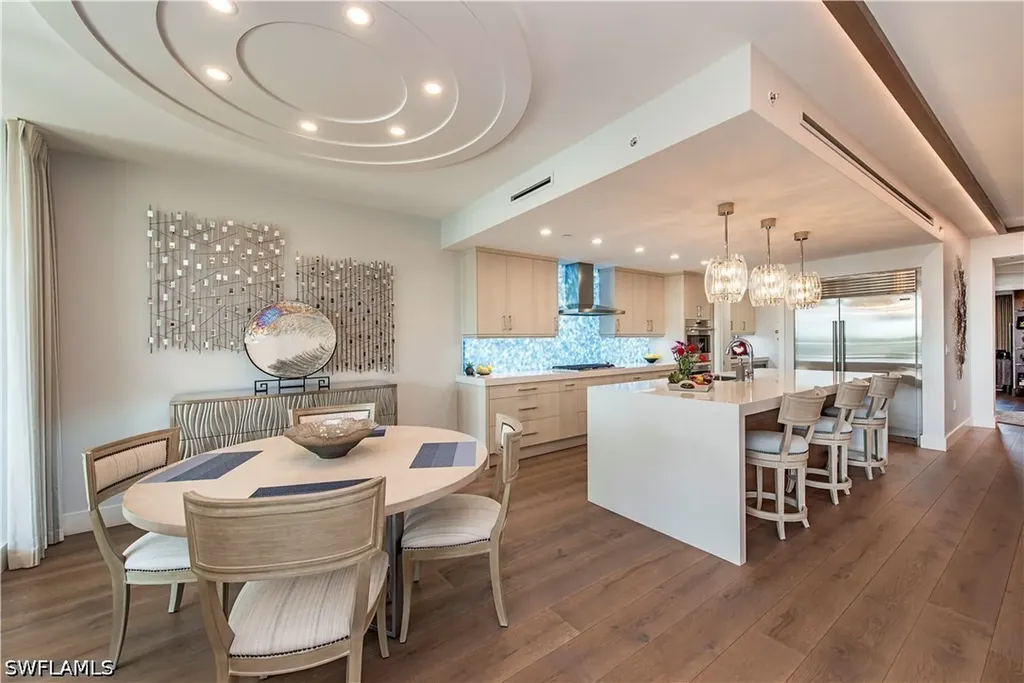 13915 Old Coast Road Naples FL 34110