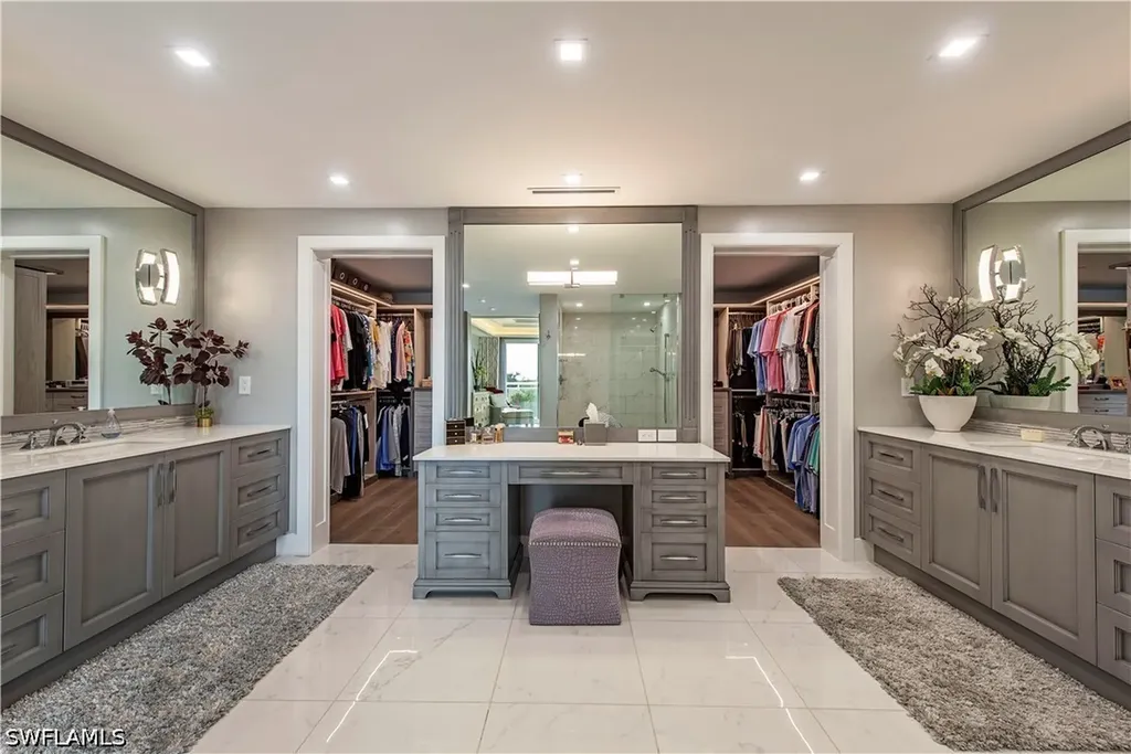13915 Old Coast Road Naples FL 34110