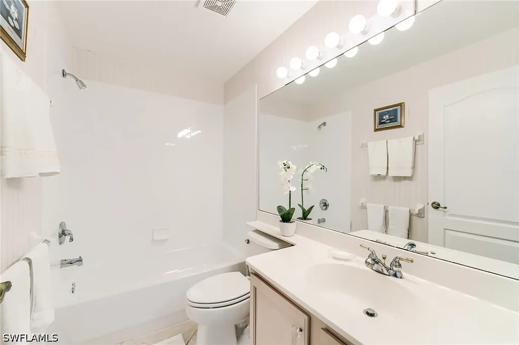 9156 Spring Run Boulevard Estero FL 34135