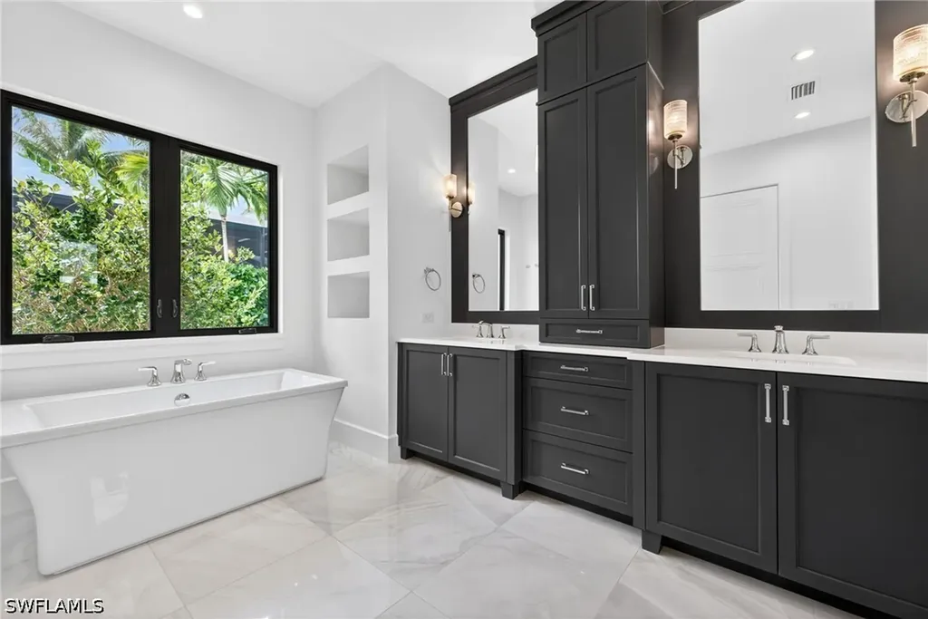 16803 Cabreo Drive Naples FL 34110