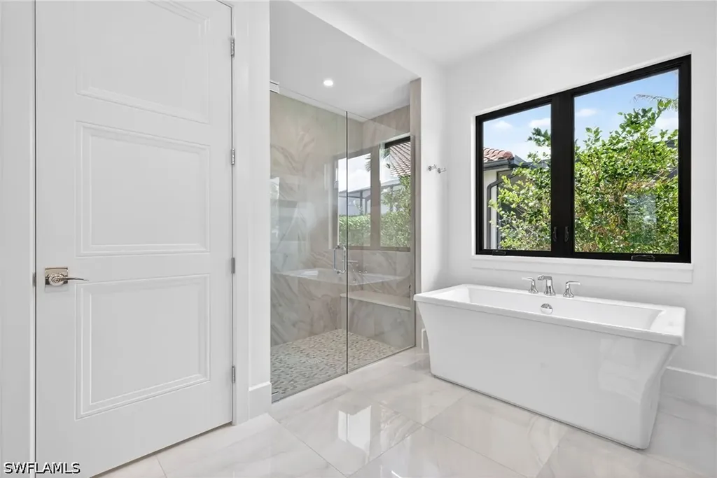 16803 Cabreo Drive Naples FL 34110