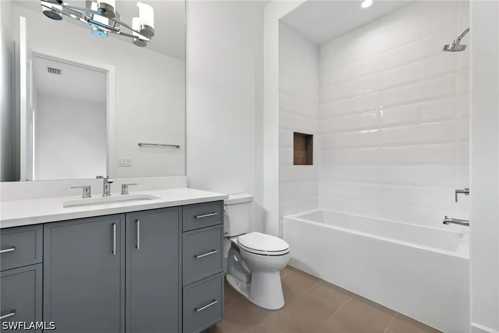 16803 Cabreo Drive Naples FL 34110