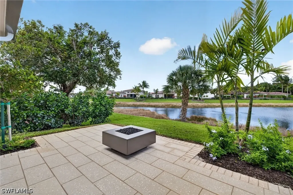16803 Cabreo Drive Naples FL 34110