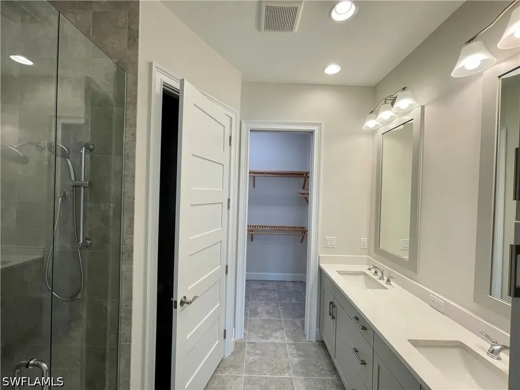 6361 Arriba Avenue Naples FL 34113