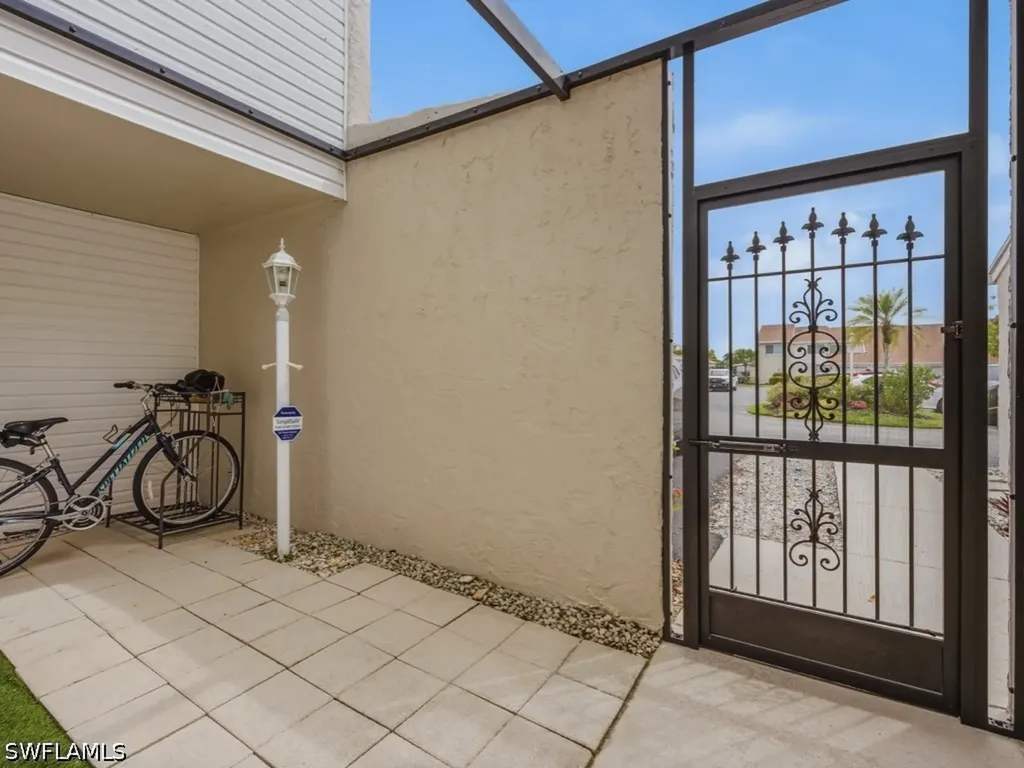 438 Bristle Cone Lane Naples FL 34113