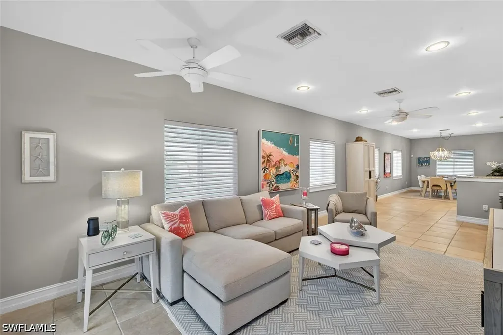740 5th Avenue N Naples FL 34102