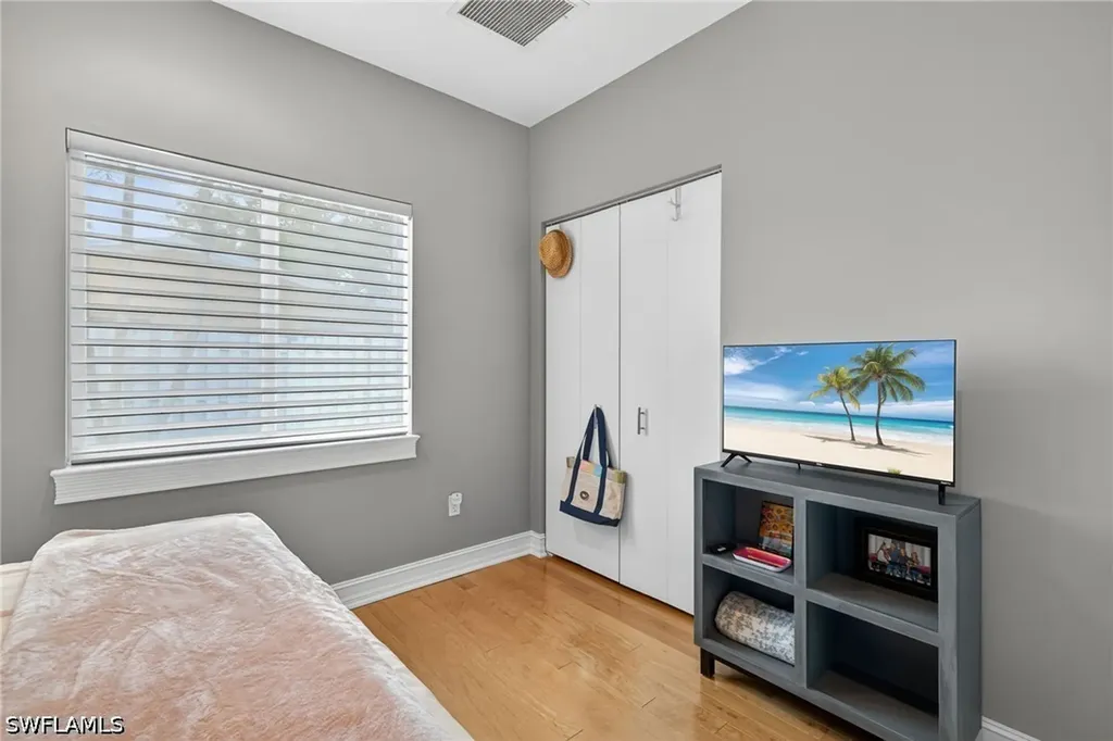 740 5th Avenue N Naples FL 34102
