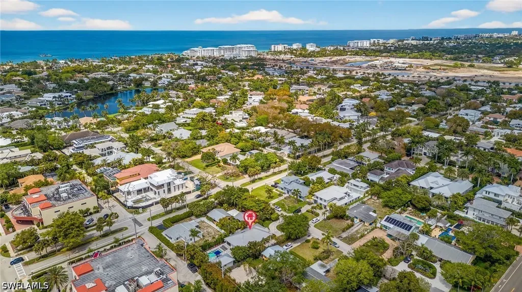 740 5th Avenue N Naples FL 34102