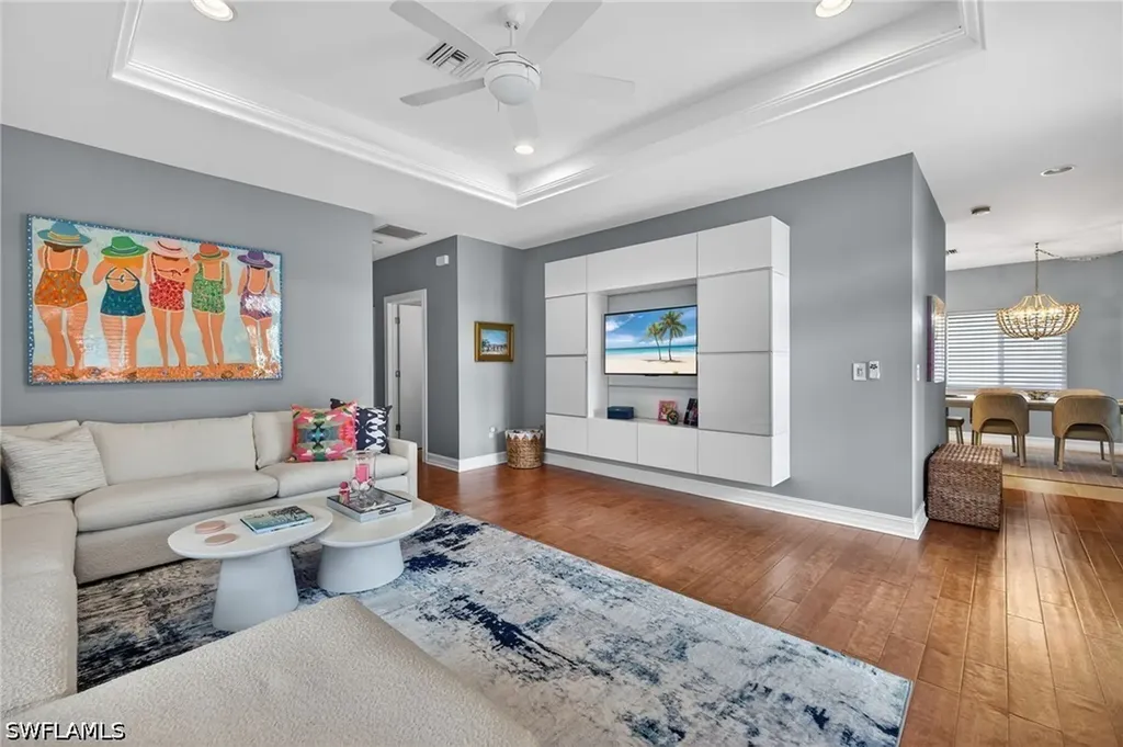 740 5th Avenue N Naples FL 34102
