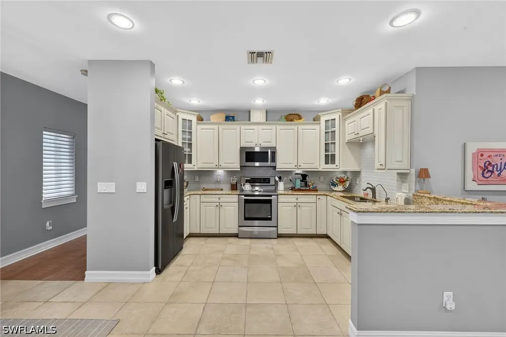 740 5th Avenue N Naples FL 34102