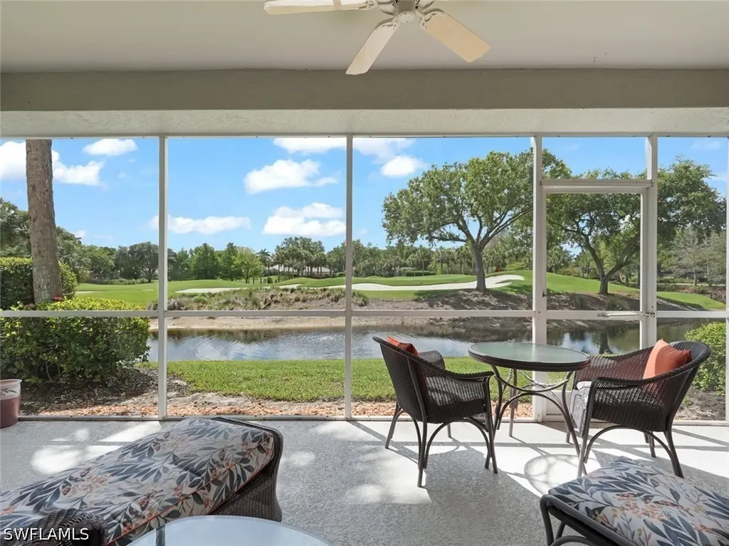 Naples FL, 2120 Arielle Drive, Unit 202