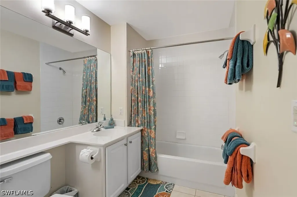 2120 Arielle Drive Naples FL 34109