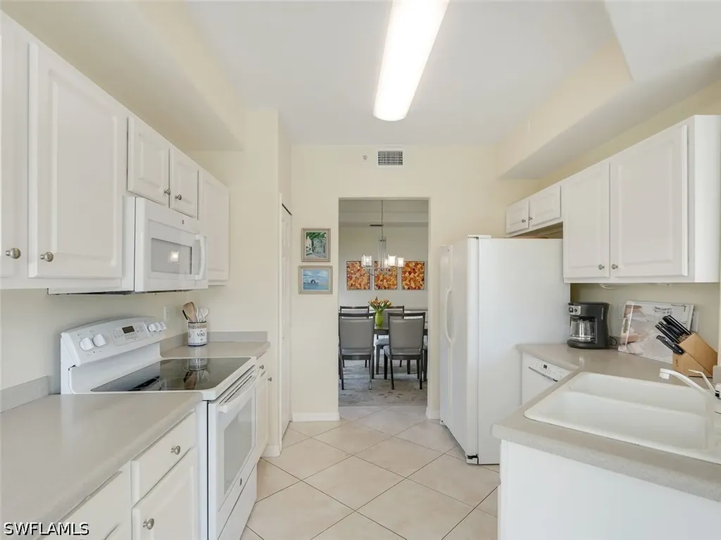 2120 Arielle Drive Naples FL 34109