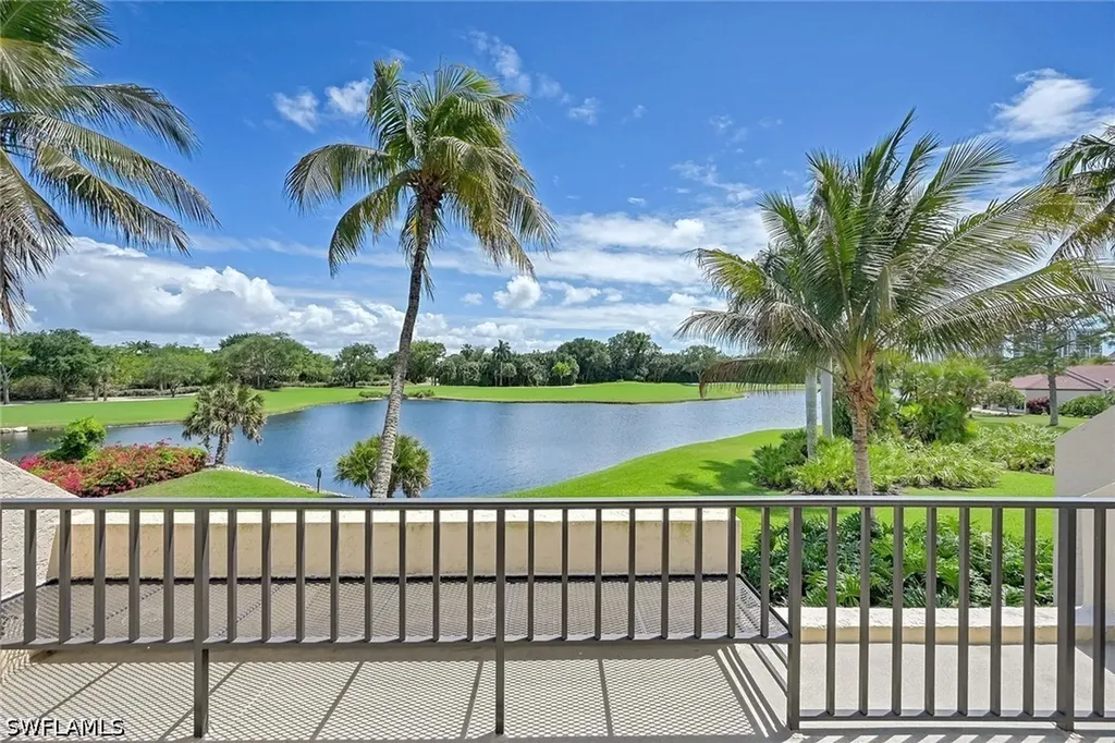Naples FL, 6360 Pelican Bay Boulevard, Unit C105