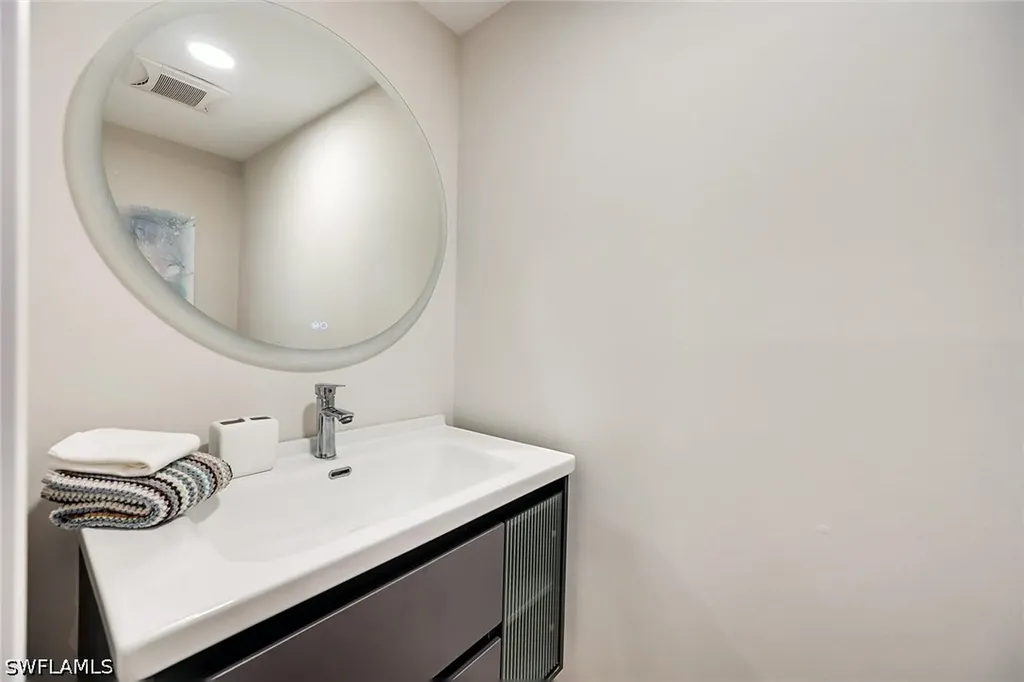 6360 Pelican Bay Boulevard Naples FL 34108