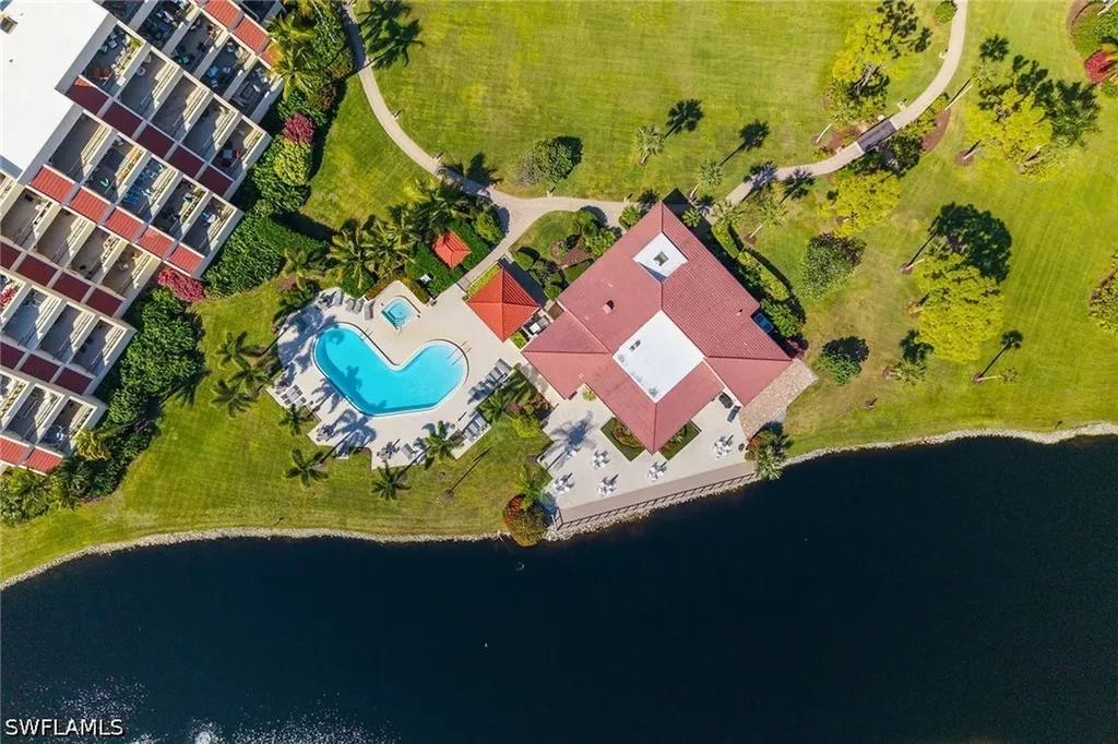 6360 Pelican Bay Boulevard Naples FL 34108