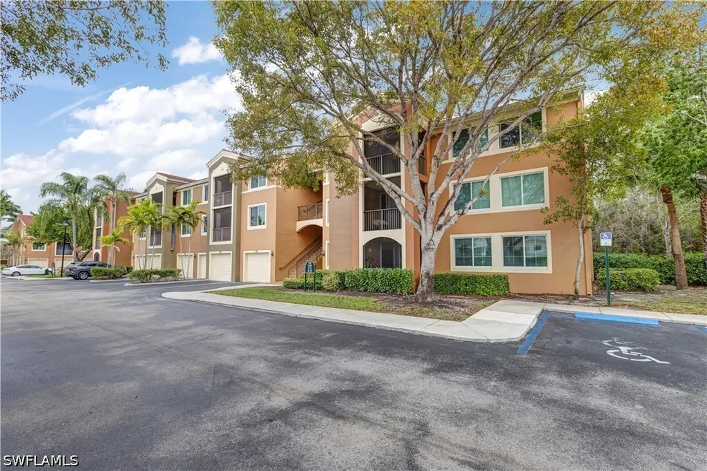 1105 Reserve Court Naples FL 34105