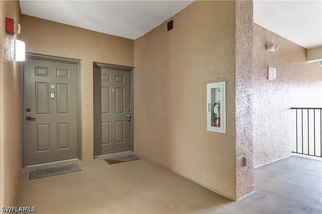 1105 Reserve Court Naples FL 34105