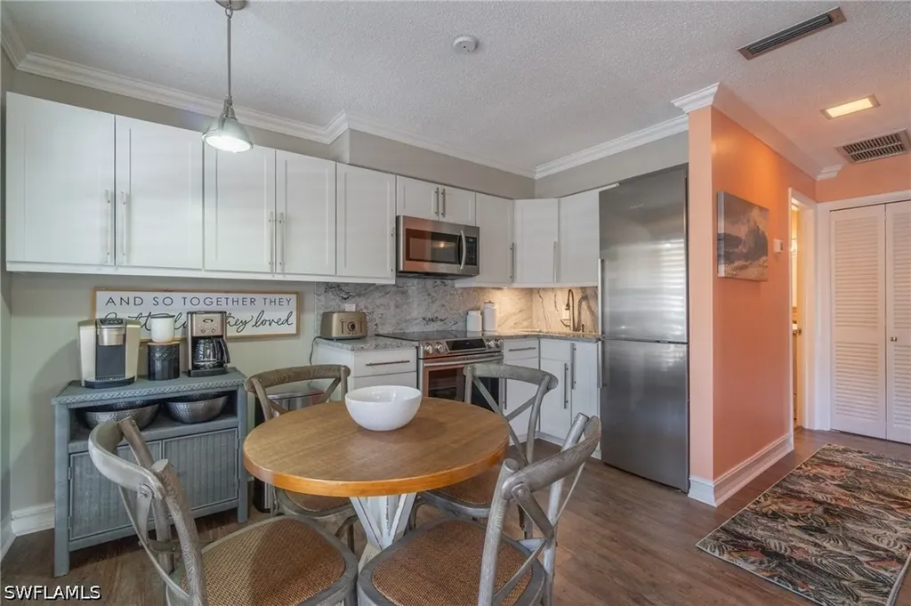 1215 Edington Place Marco Island FL 34145