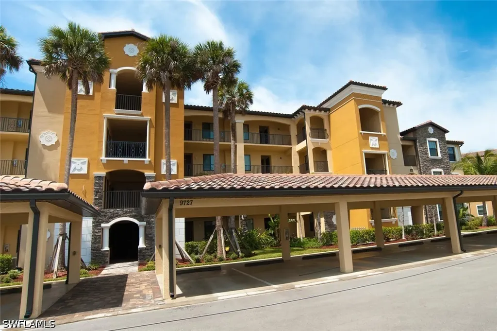 9727 Acqua Court Naples FL 34113