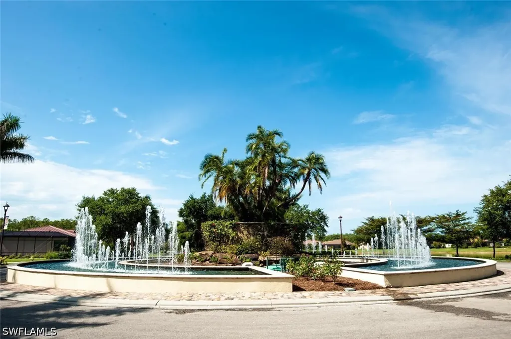9727 Acqua Court Naples FL 34113