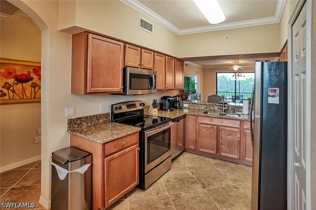 9727 Acqua Court Naples FL 34113