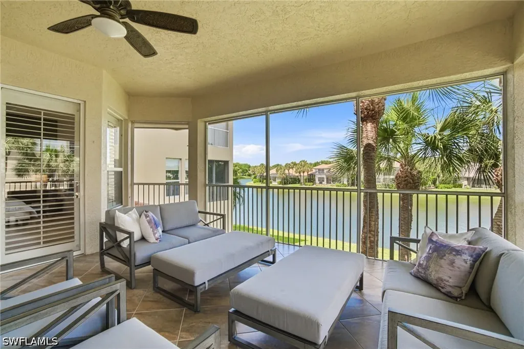 1835 Les Chateaux Boulevard Naples FL 34109
