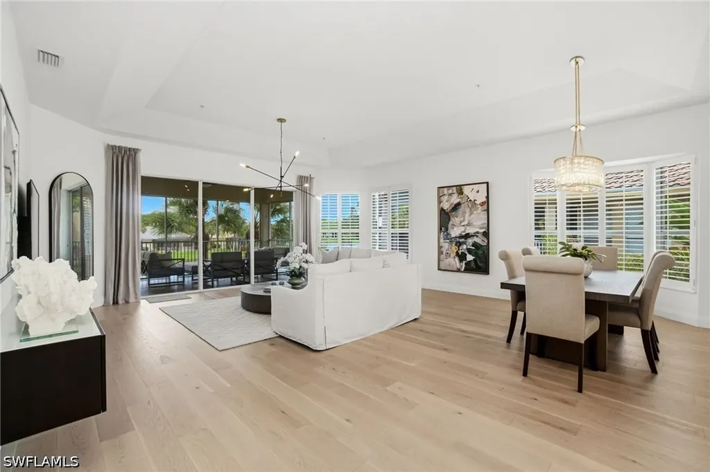 1835 Les Chateaux Boulevard Naples FL 34109