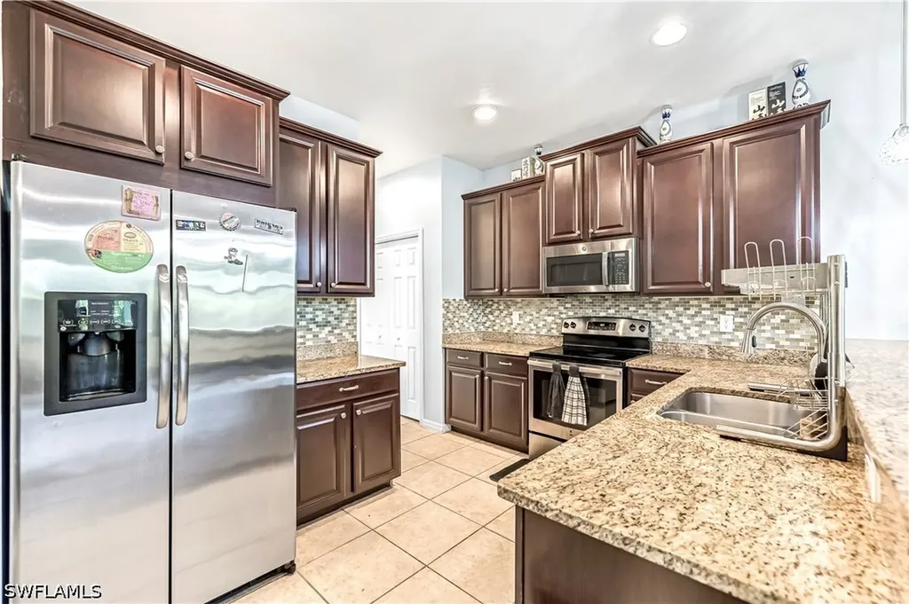 19550 Bowring Park Road Fort Myers FL 33967