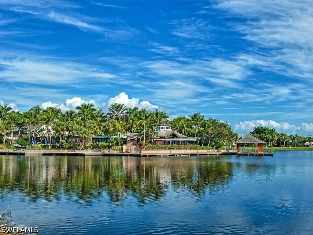 2850 Aviamar Circle Naples FL 34114