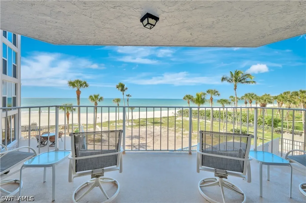 10701 Gulf Shore Drive Naples FL 34108
