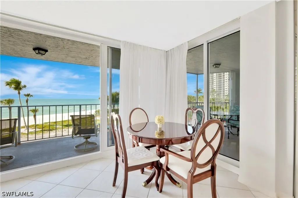 10701 Gulf Shore Drive Naples FL 34108