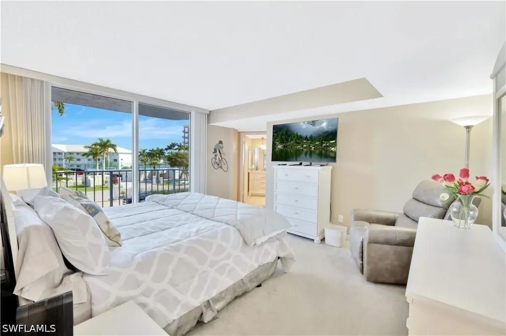 10701 Gulf Shore Drive Naples FL 34108