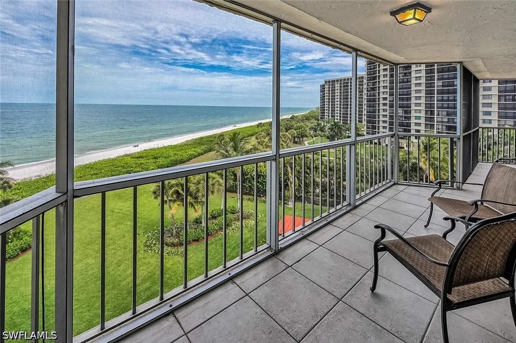 10701 Gulf Shore Drive Naples FL 34108