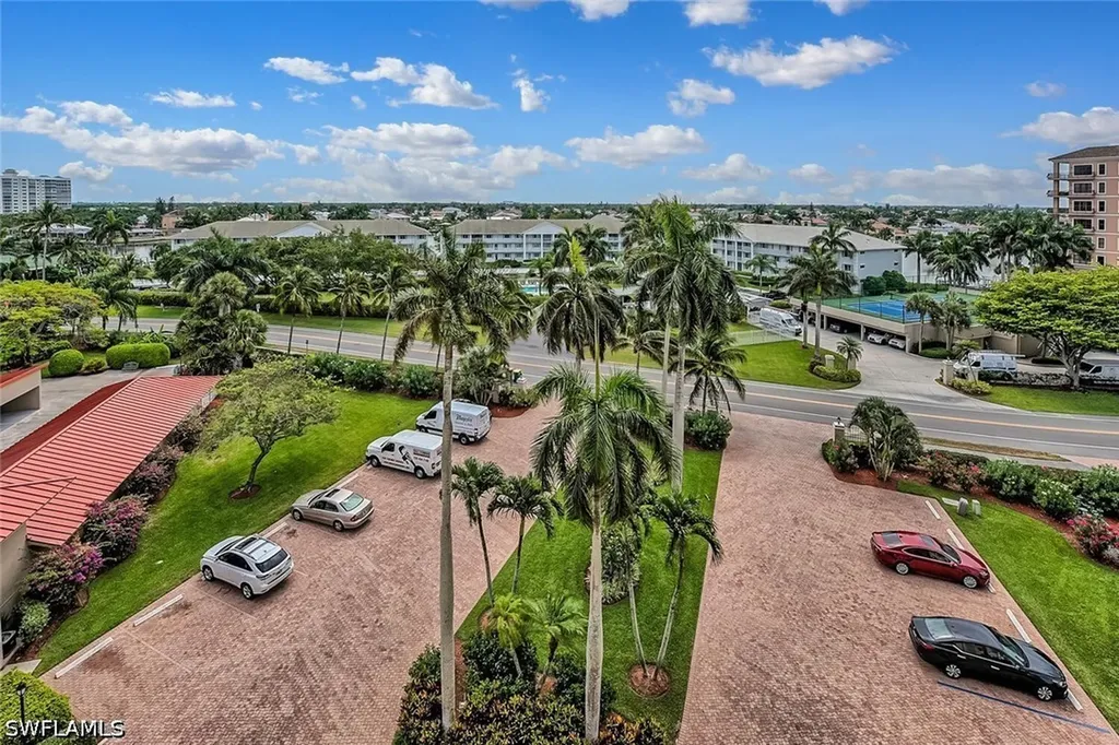 10701 Gulf Shore Drive Naples FL 34108
