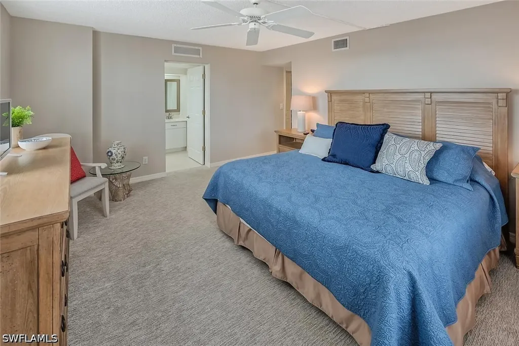 10701 Gulf Shore Drive Naples FL 34108