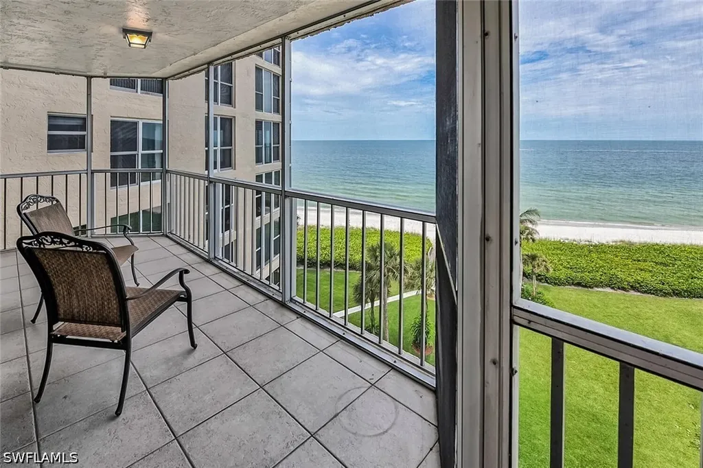 10701 Gulf Shore Drive Naples FL 34108