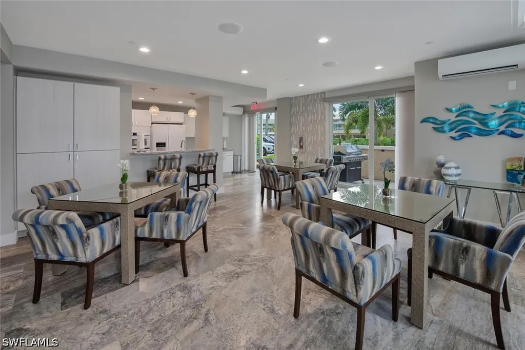 10701 Gulf Shore Drive Naples FL 34108