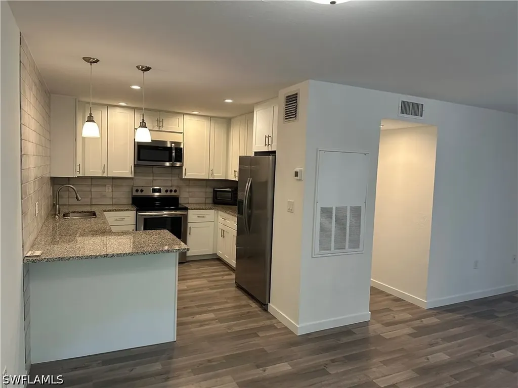 3120 Seasons Way Estero FL 33928