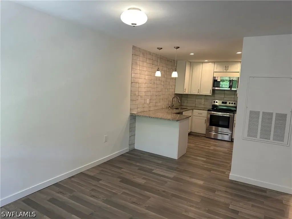 3120 Seasons Way Estero FL 33928